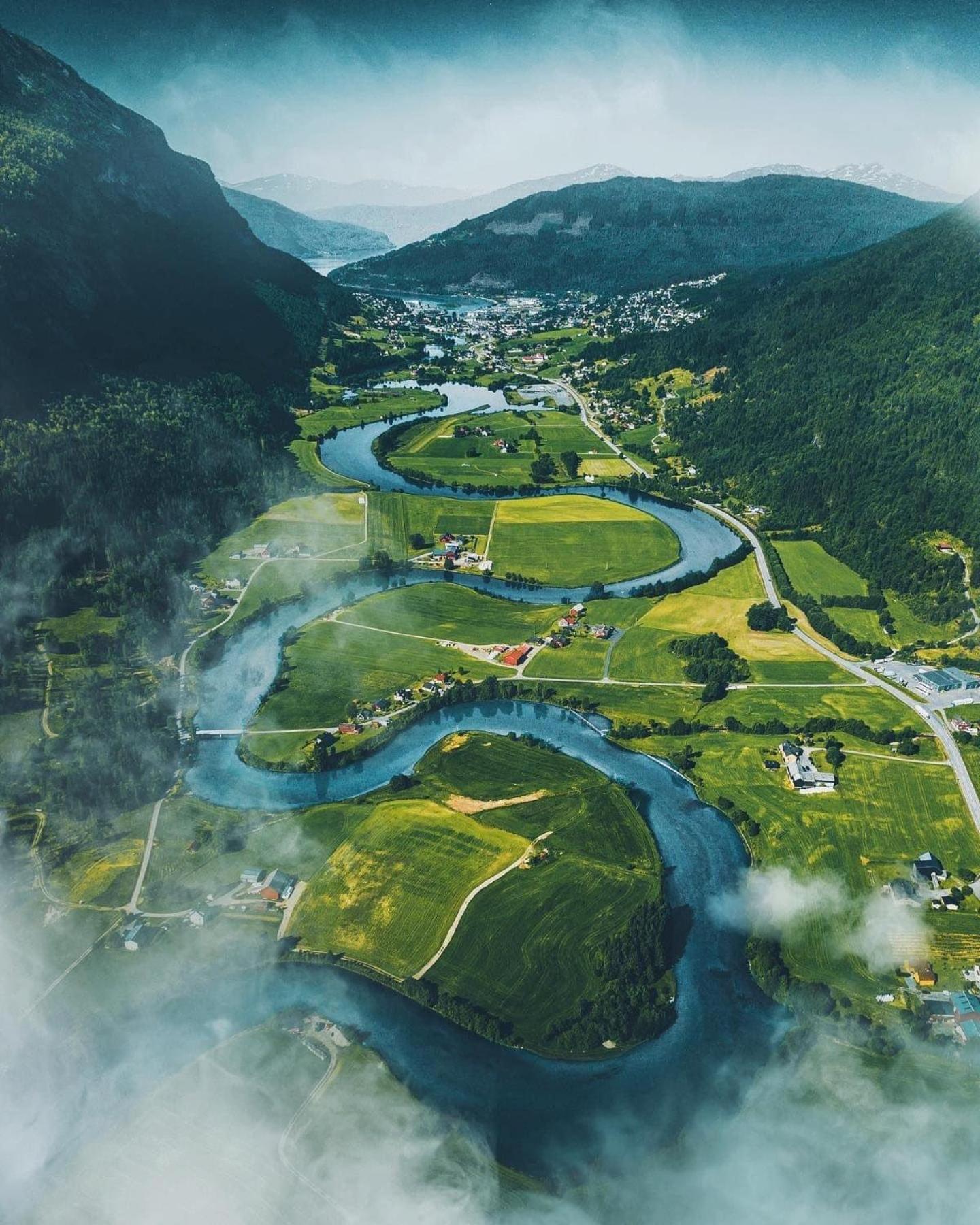 Stryn House - Hotel & Apartments Exterior foto